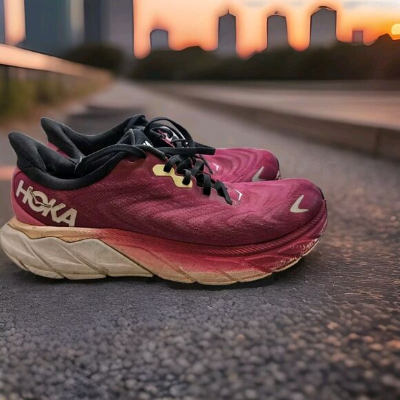 Hoka One One Shoes - HOKA One Arahi 6 Women 9.5 B Fuchsia Ibis Rose Running Shoes Athletic Sneakers